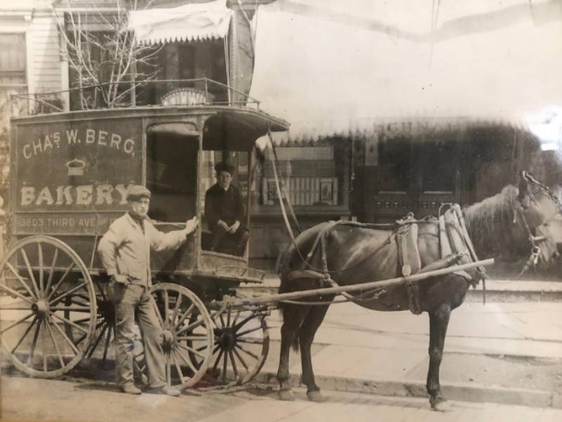 Berg Bakery Wagon