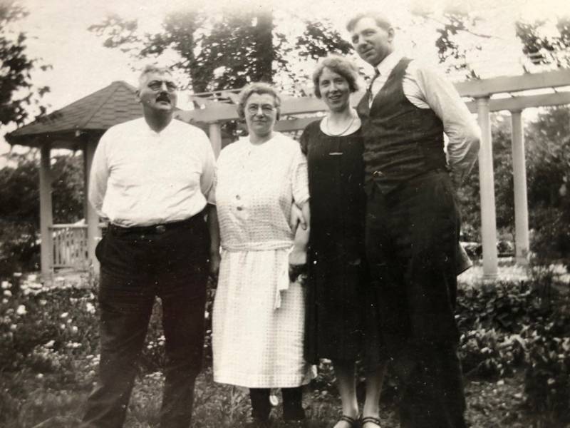 Berg family in the garden